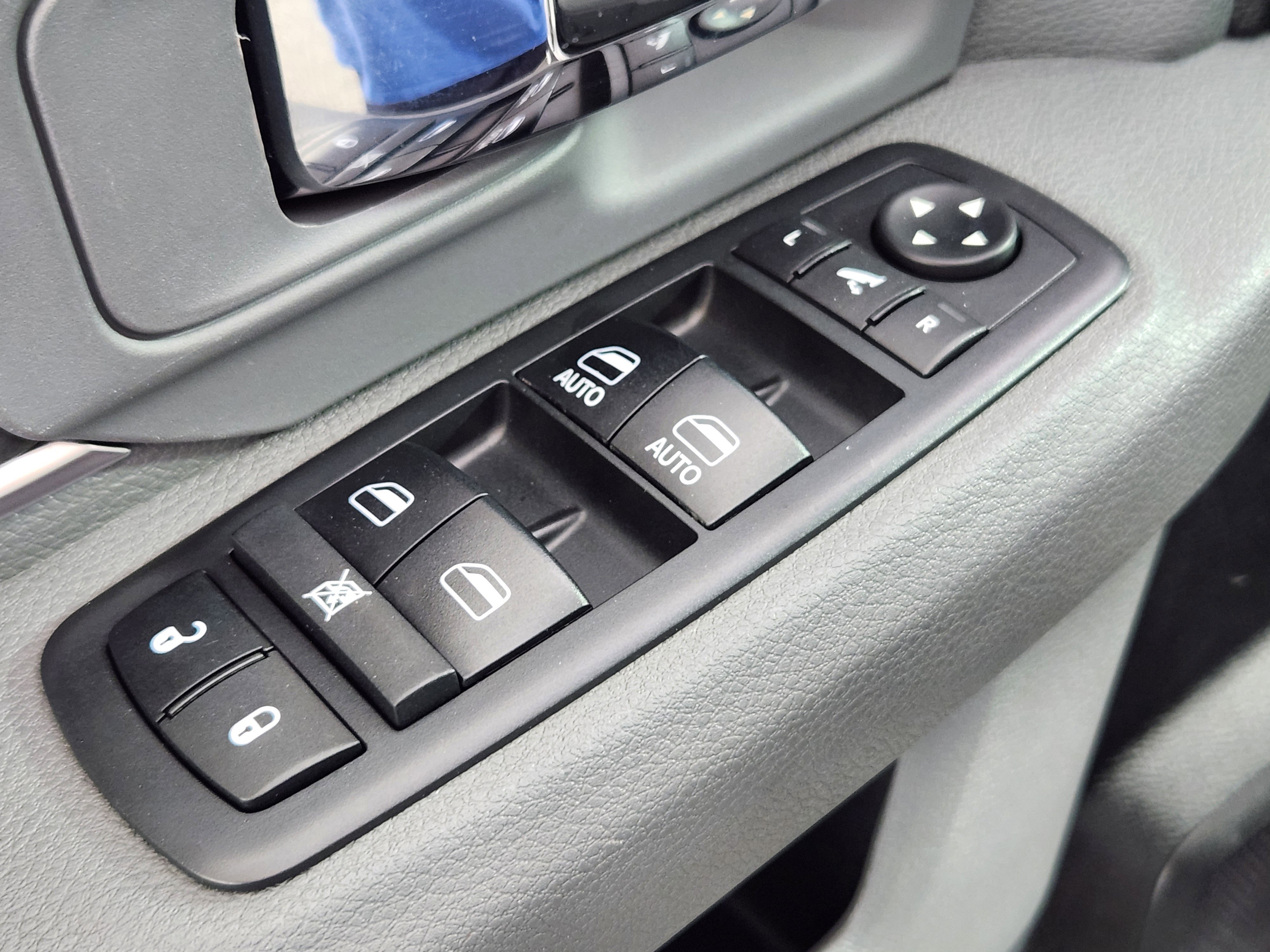 Used 2018 RAM 1500 Big Horn AWD/4WD image 17