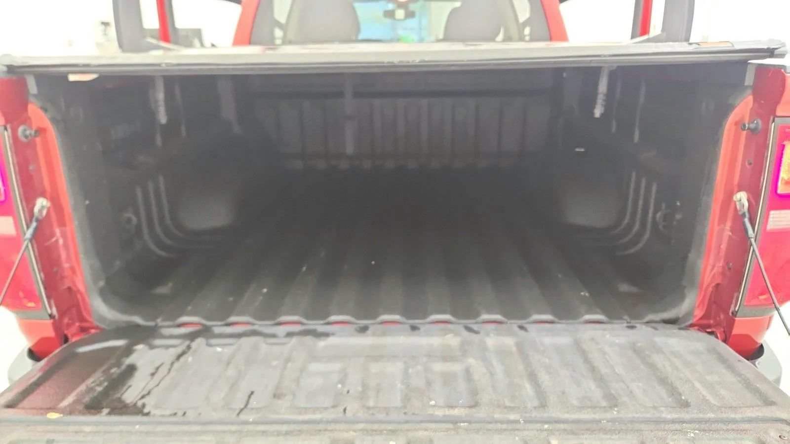 Used 2015 Chevrolet Colorado LT w/ LT Convenience Package RWD image 38