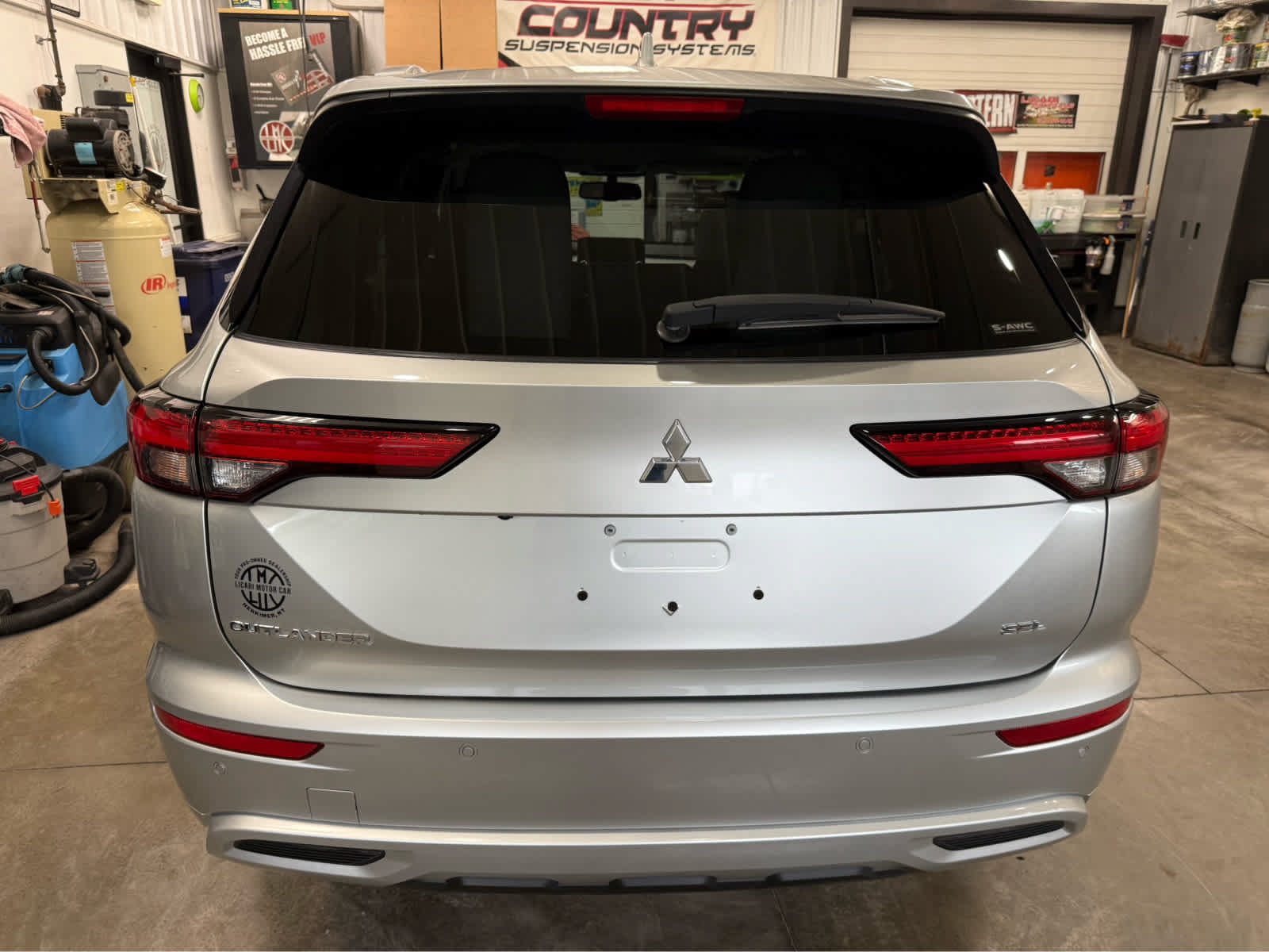 Used 2024 Mitsubishi Outlander SEL AWD/4WD image 6