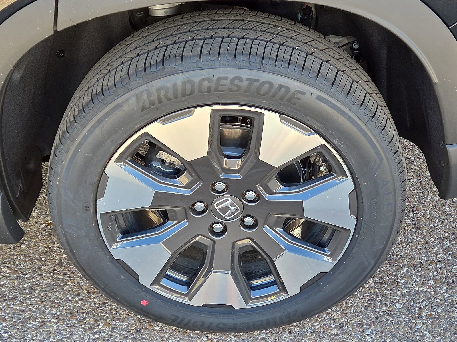 New 2026 Honda Pilot Touring image 7