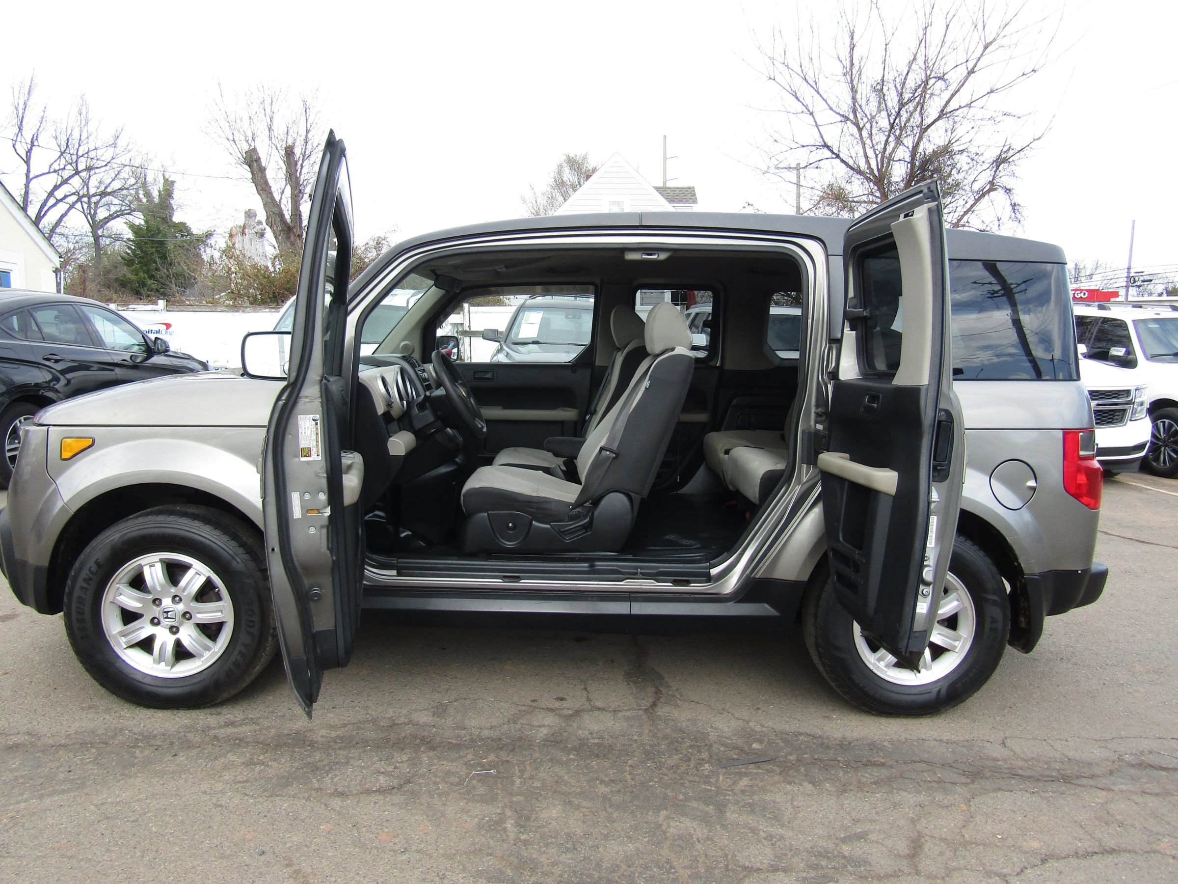 Used 2008 Honda Element EX image 15