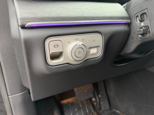Certified 2025 Mercedes-Benz GLE 450e 4MATIC image 10