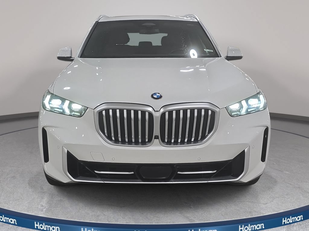Certified 2024 BMW X5 xDrive40i w/ Premium Package AWD/4WD image 2