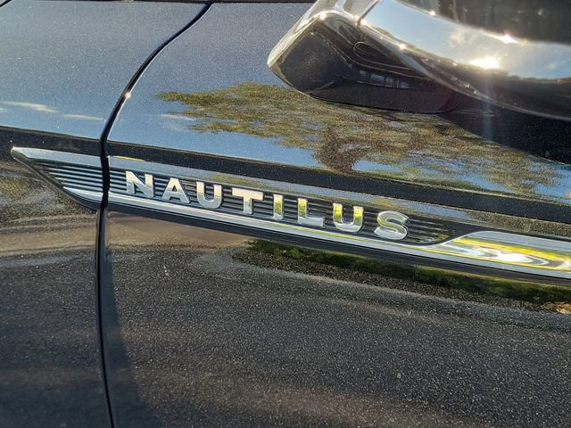 Certified 2023 Lincoln Nautilus Reserve w/ Monochromatic Package image 7