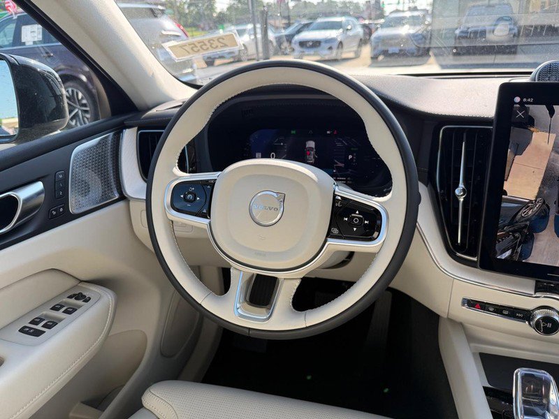 New 2026 Volvo XC60 T8 Ultra image 7