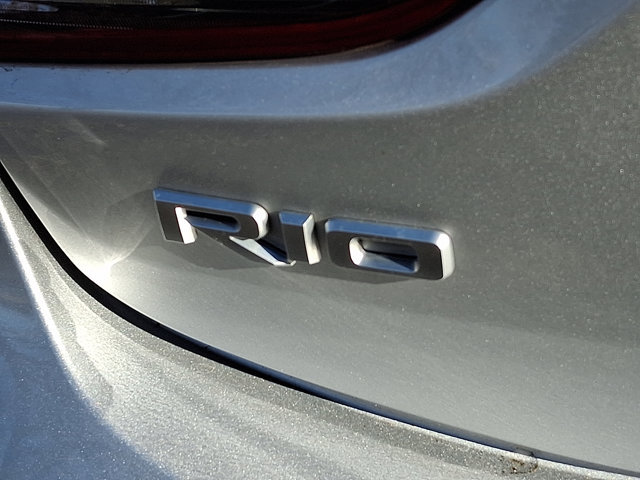 Used 2023 Kia Rio LX image 30