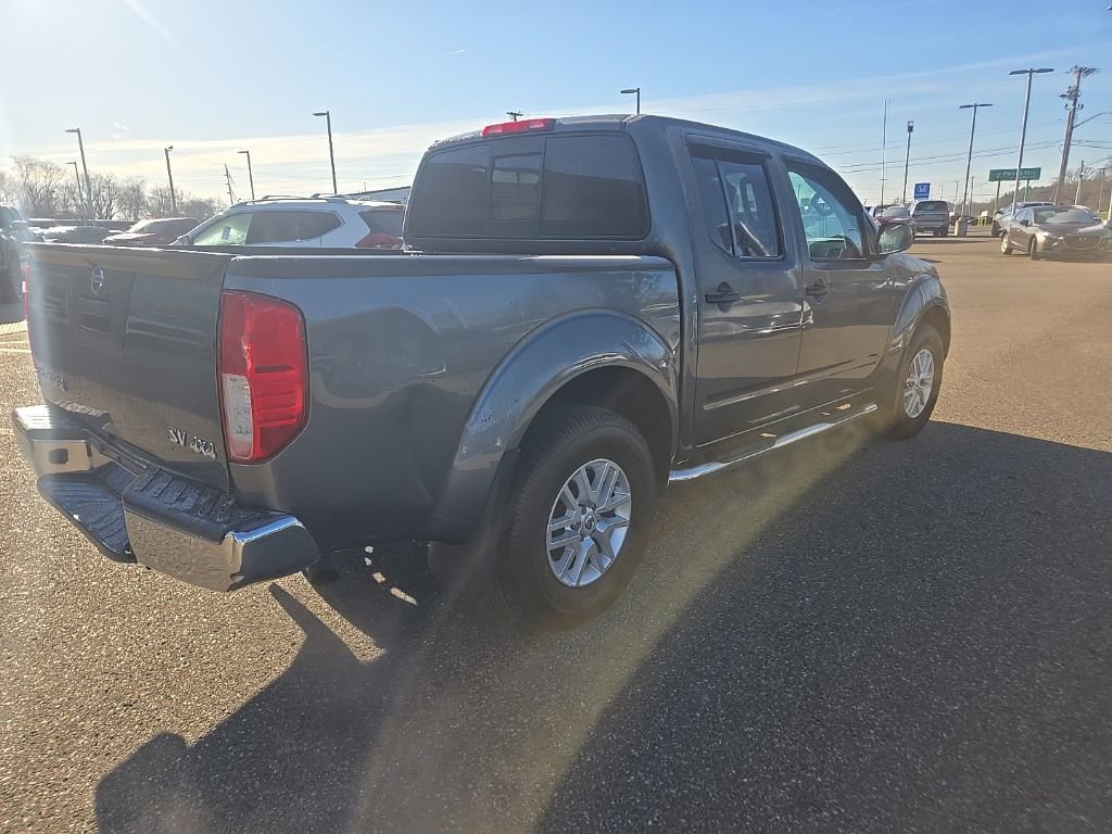 Used 2018 Nissan Frontier SV image 7