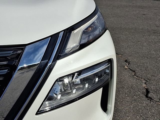 Used 2022 Nissan Rogue SL w/ SL Premium Package image 9