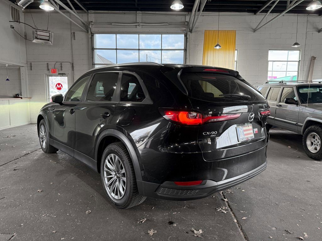 Used 2024 MAZDA CX-90 3.3 Turbo w/ Select Package image 16
