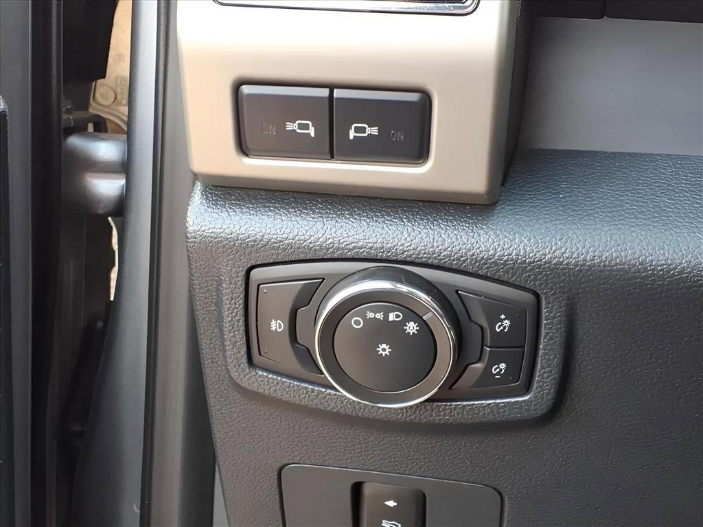 Used 2022 Ford F350 Lariat AWD/4WD image 20