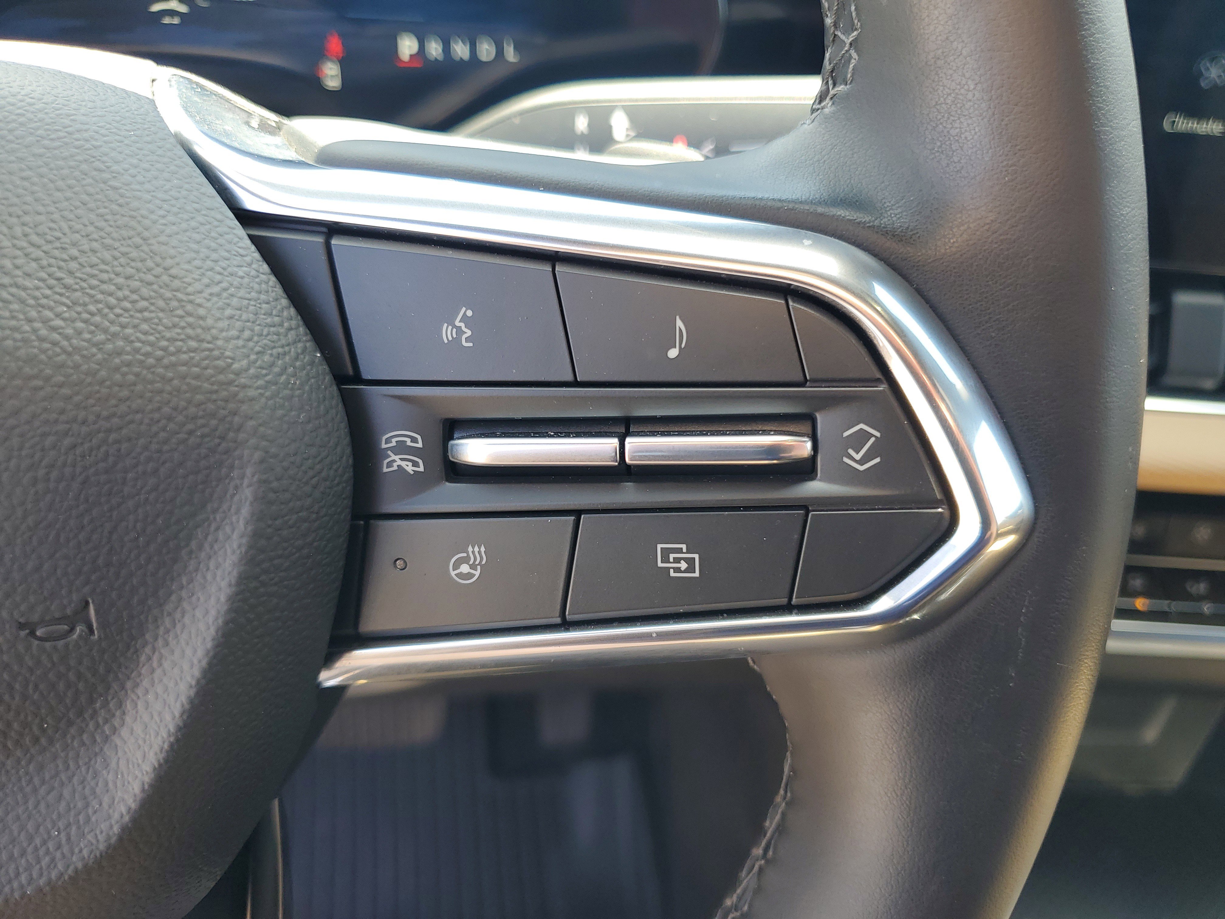 Used 2025 Chevrolet Equinox ACTIV AWD/4WD image 19