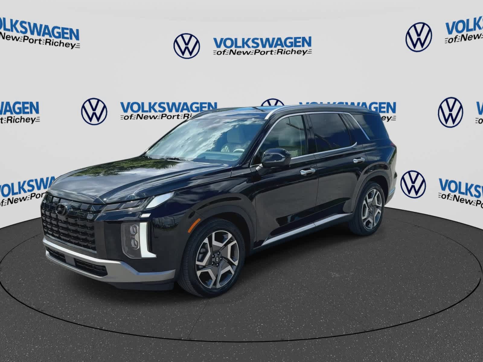 Used 2023 Hyundai Palisade Limited FWD image 6