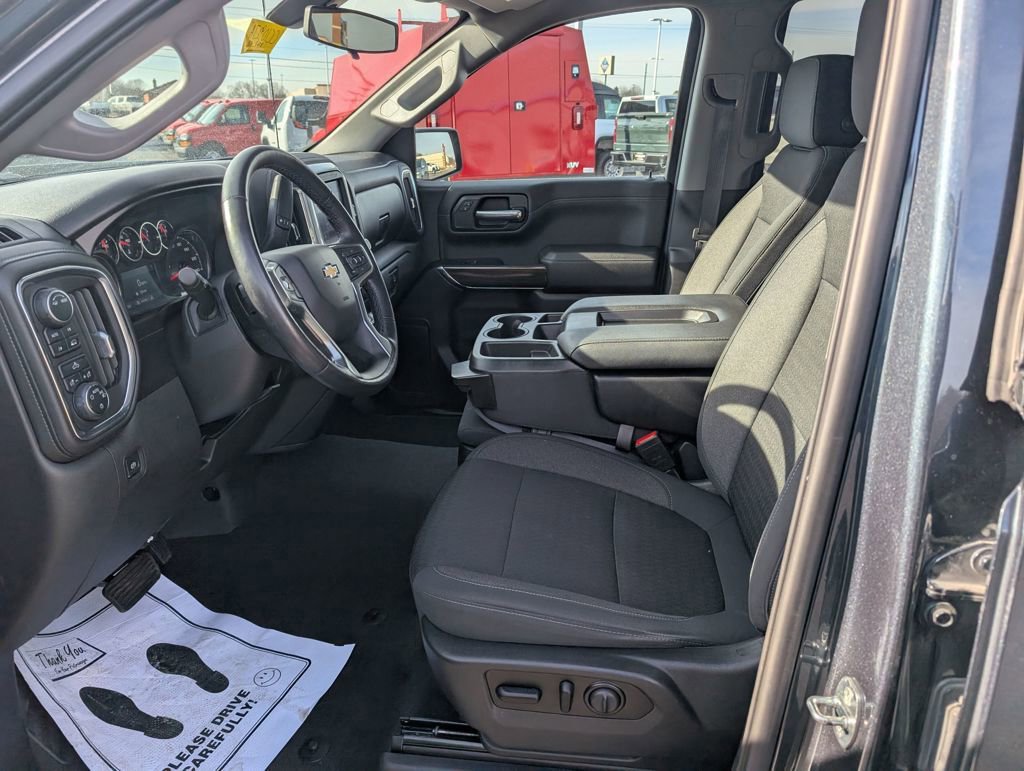 Used 2021 Chevrolet Silverado 1500 LT image 14