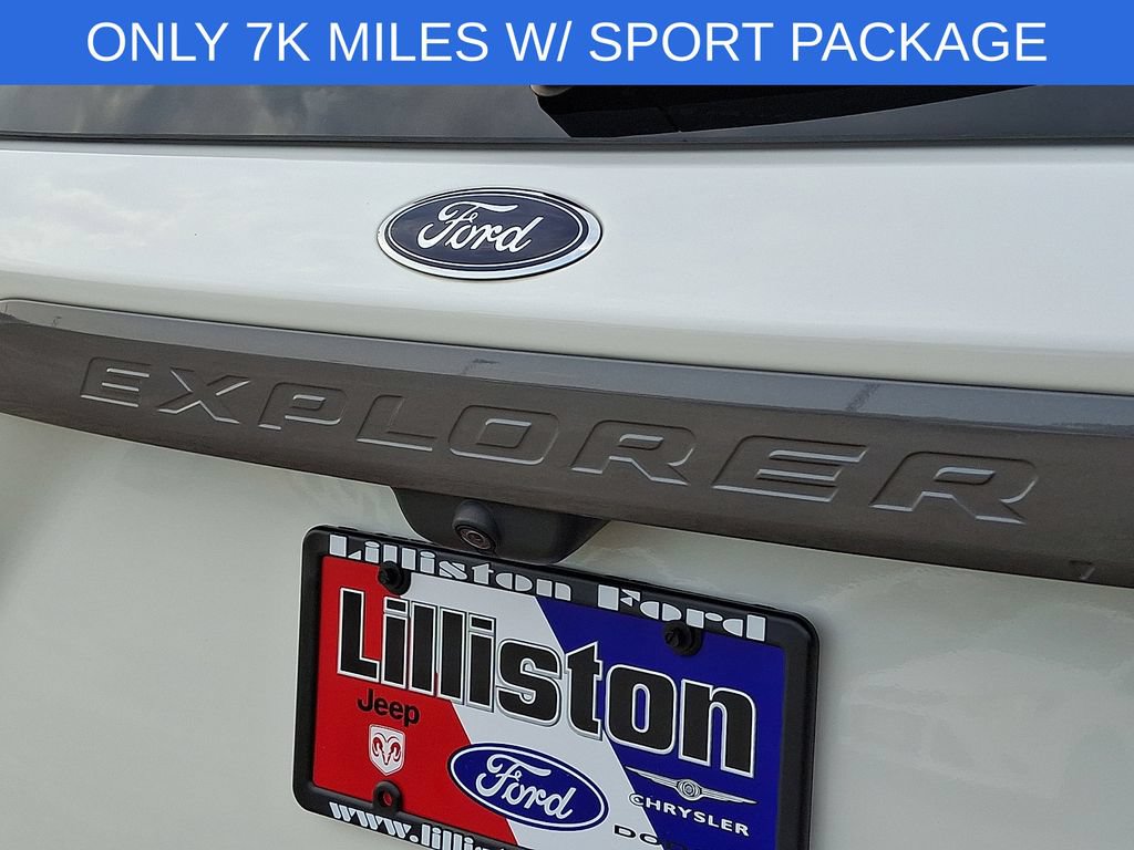 Used 2024 Ford Explorer XLT w/ Equipment Group 202A AWD/4WD image 31