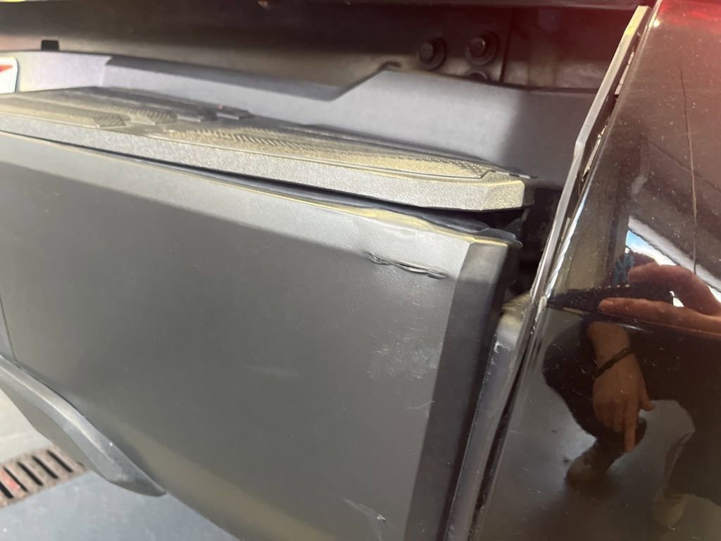 Used 2022 Toyota Tundra SR5 w/ SR5 Premium Package image 9