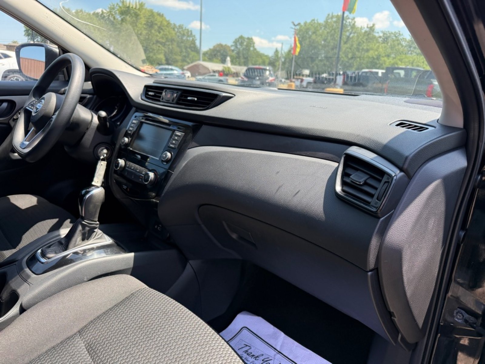 Used 2020 Nissan Rogue Sport S AWD/4WD image 22