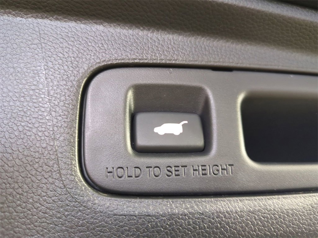 Used 2025 Honda CR-V Sport-L image 15