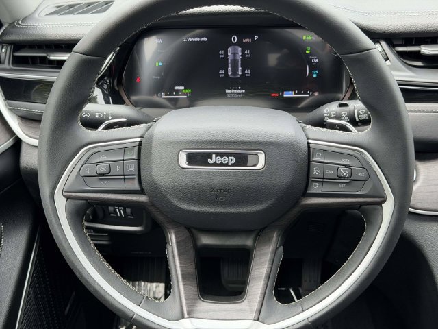 Used 2023 Jeep Grand Cherokee 4WD 4xe image 20