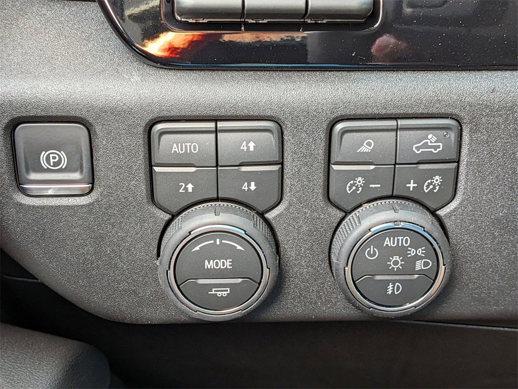 New 2026 Chevrolet Silverado 1500 LTZ w/ Technology Package image 15