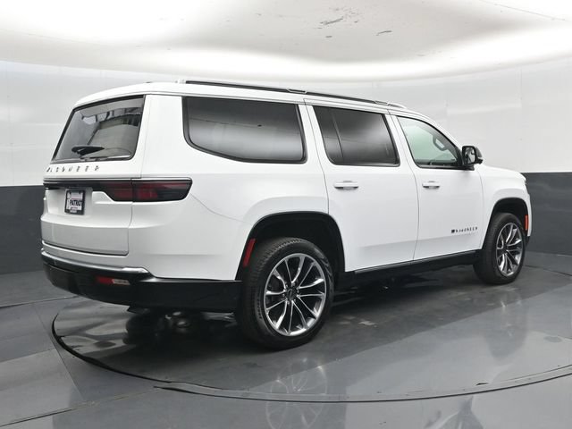 Used 2025 Jeep Wagoneer Series III w/ Premium Group I AWD/4WD image 3