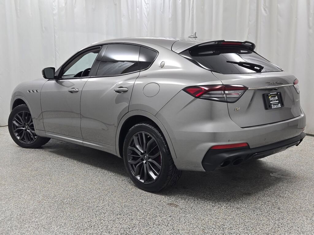 Used 2021 Maserati Levante GranSport image 17