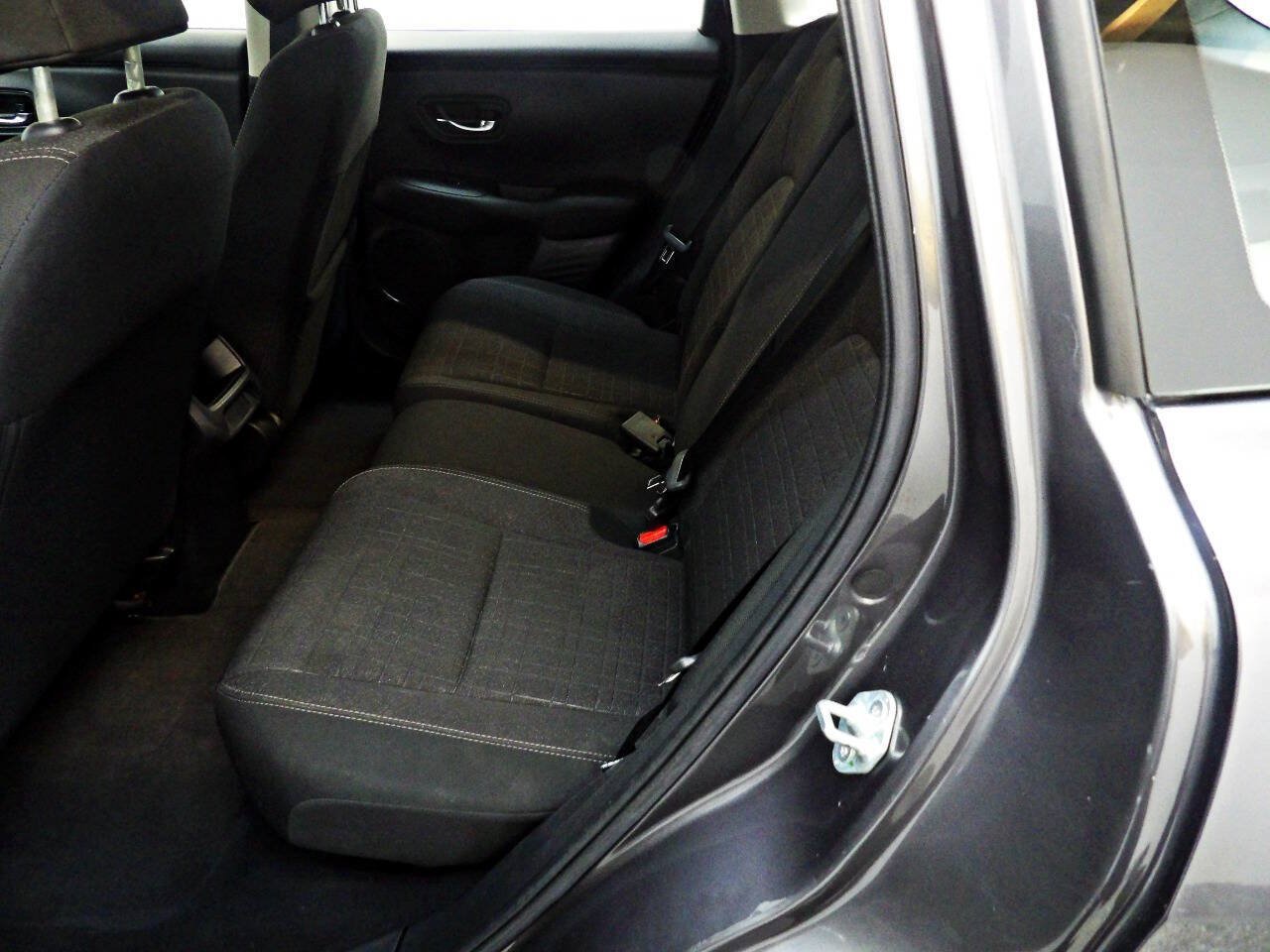 Used 2024 Honda HR-V LX image 10
