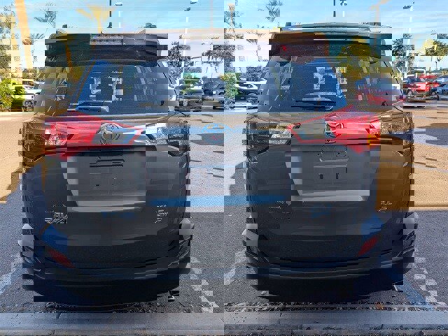 Used 2013 Toyota RAV4 XLE image 5