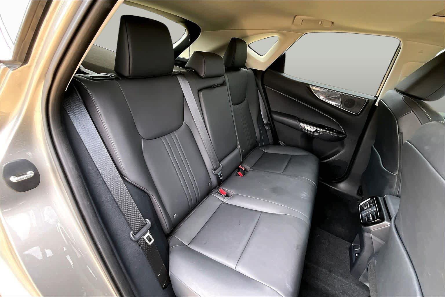 Certified 2025 Lexus NX 350 AWD w/ Accessory Package (2T) image 20