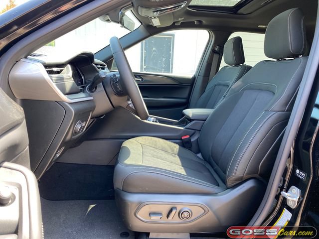 New 2026 Jeep Grand Cherokee Laredo X AWD/4WD image 25