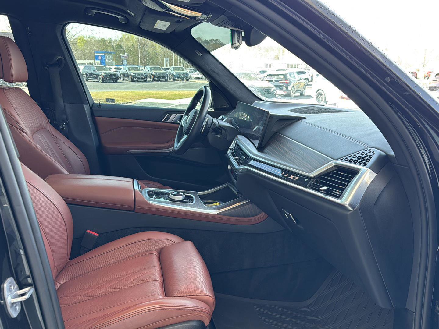 Certified 2024 BMW X7 xDrive40i w/ Executive Package image 10