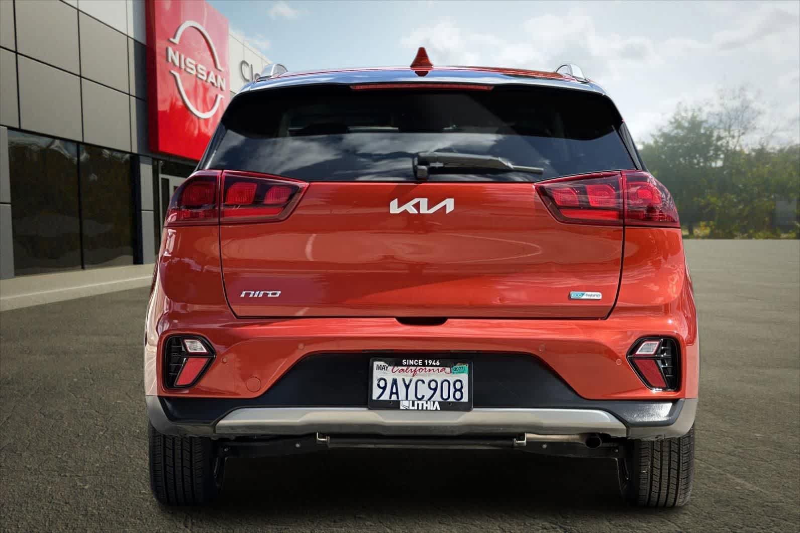 Used 2022 Kia Niro LXS FWD image 8