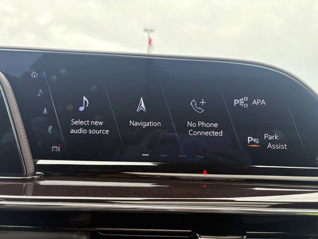 Certified 2024 Cadillac Escalade ESV Premium Luxury Platinum w/ Heavy-Duty Trailer Package AWD/4WD image 33