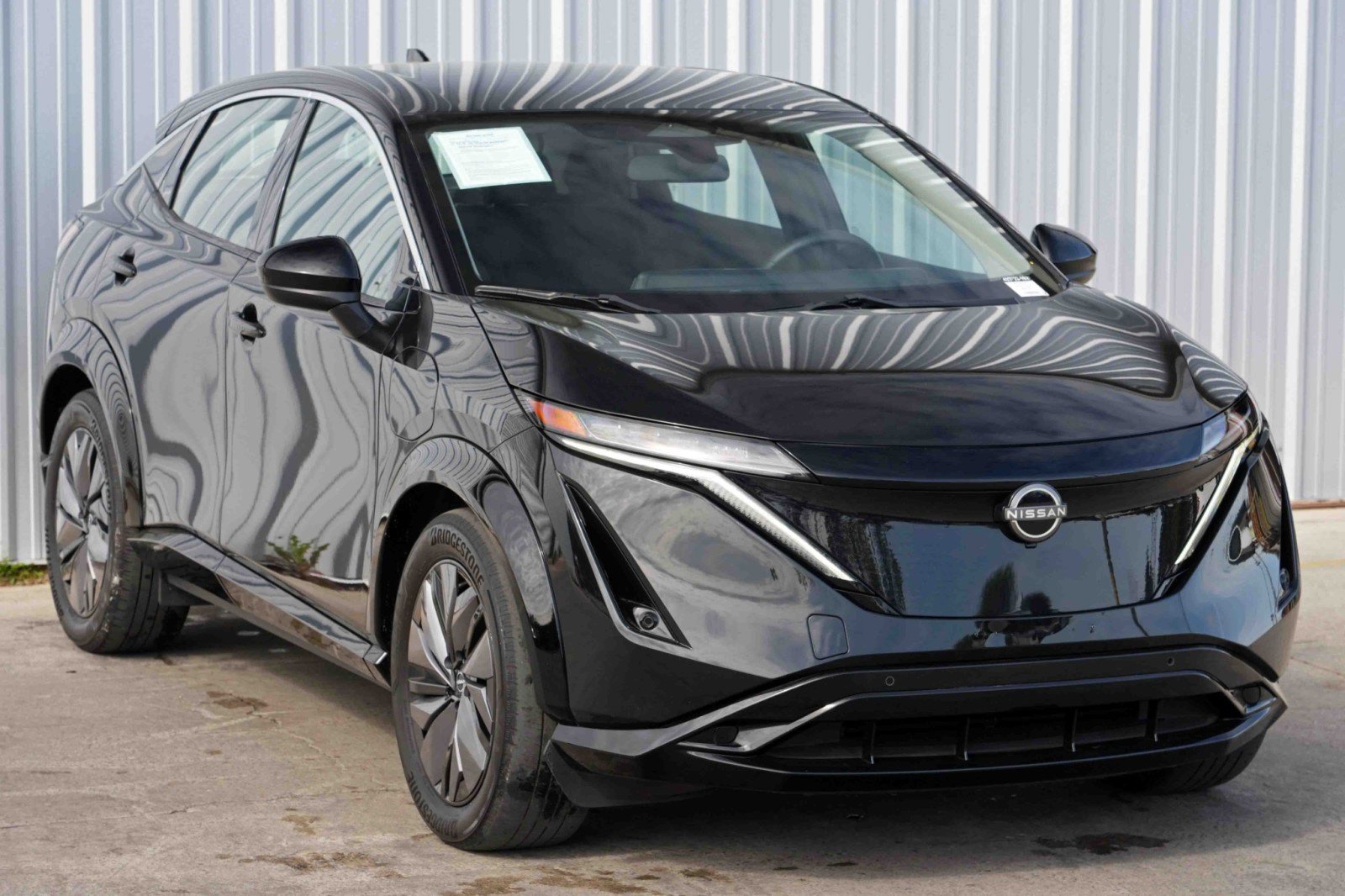 Used 2024 Nissan Ariya FWD image 48