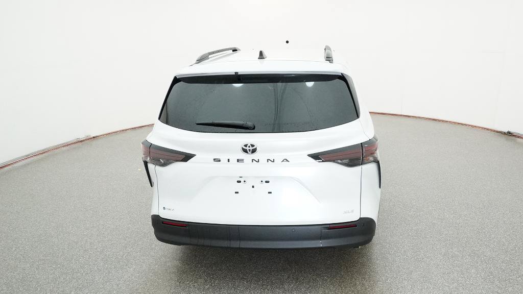 New 2026 Toyota Sienna XLE FWD image 10