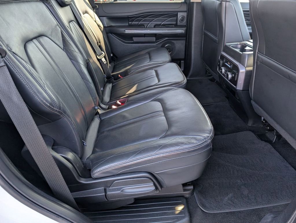 Used 2021 Ford Expedition Platinum AWD/4WD image 46
