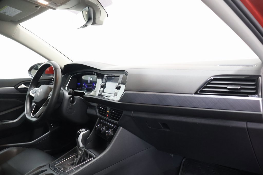 Used 2023 Volkswagen Jetta SE image 22