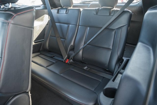 Used 2025 Ford Explorer ST-Line w/ ST-Line Street Pack image 35