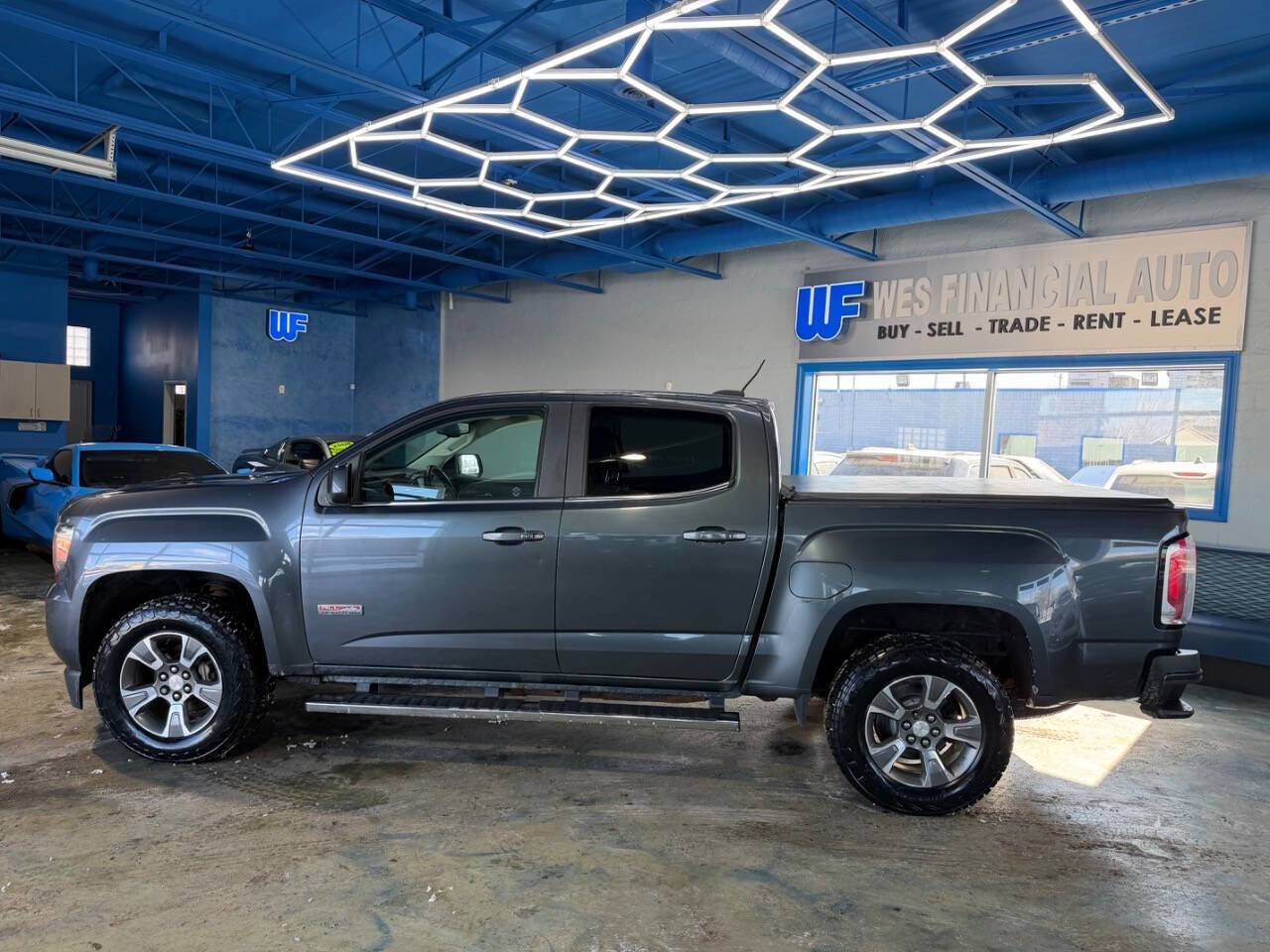 Used 2015 GMC Canyon SLE image 15