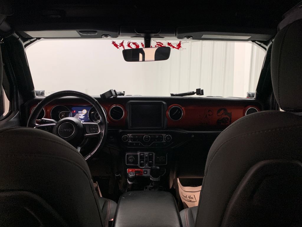 Used 2018 Jeep Wrangler Unlimited Rubicon image 18