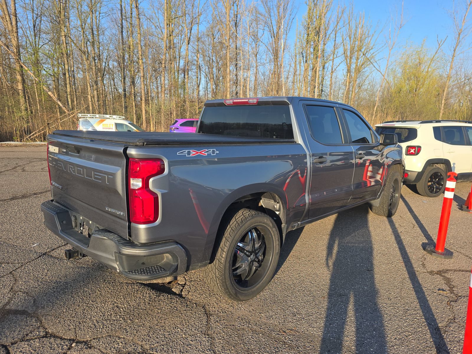 Used 2021 Chevrolet Silverado 1500 Custom AWD/4WD image 4