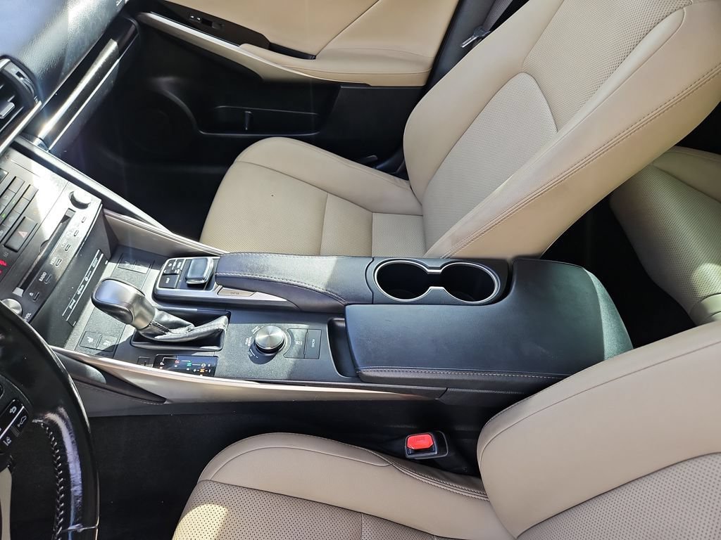 Used 2017 Lexus IS 200t w/ Navigation System Package RWD image 26