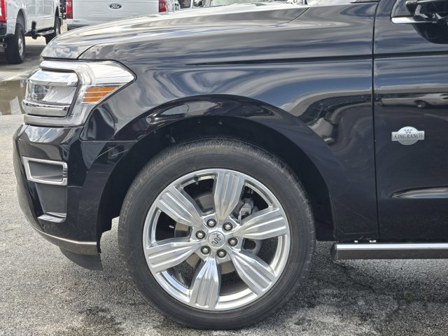 Certified 2023 Ford Expedition King Ranch RWD image 9