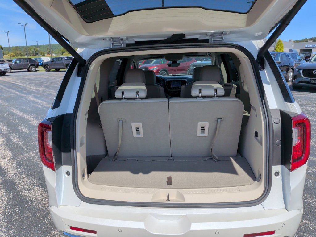 Used 2023 GMC Acadia Denali w/ Denali Ultimate Package AWD/4WD image 32
