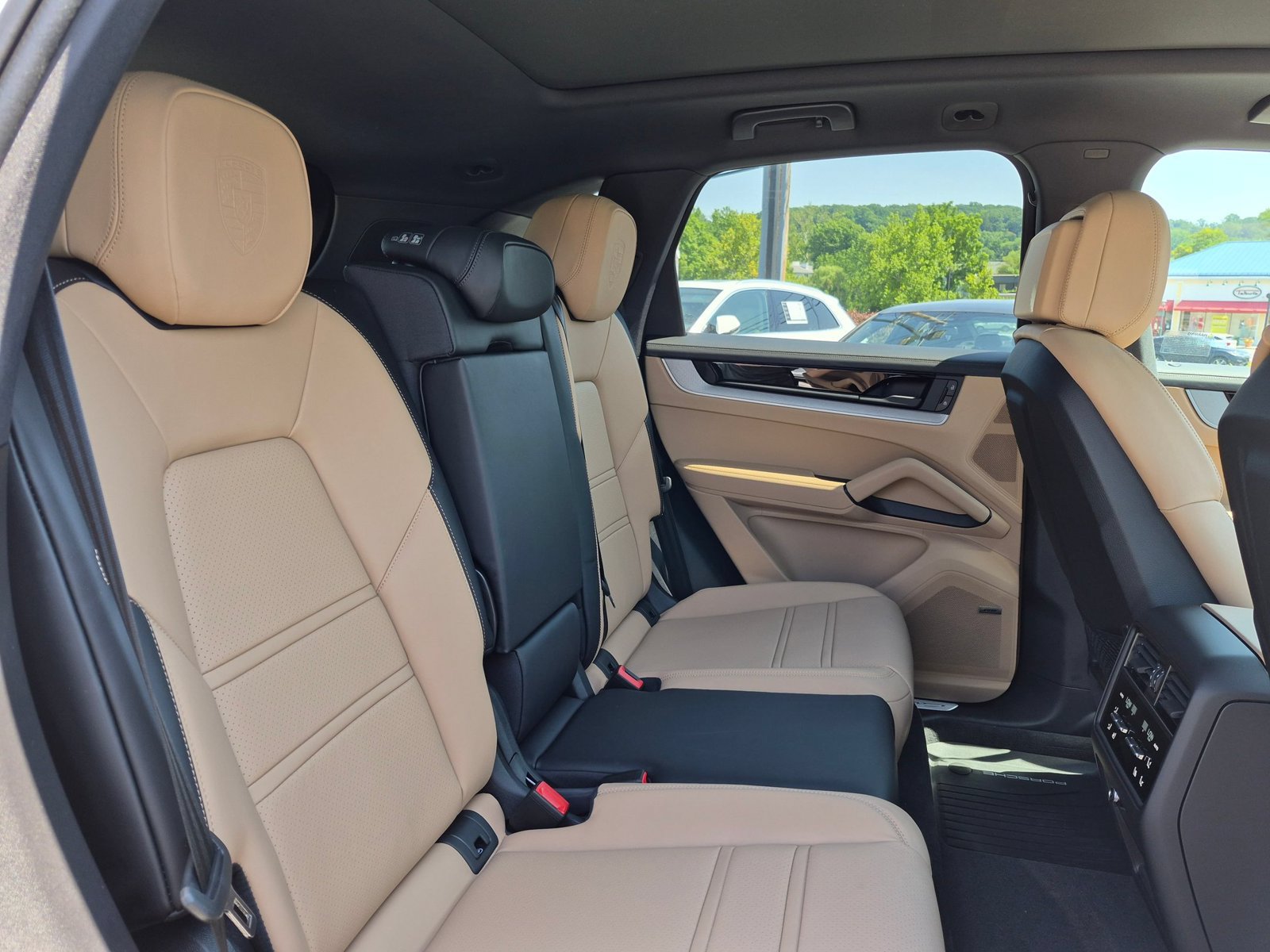 New 2026 Porsche Cayenne AWD/4WD image 25