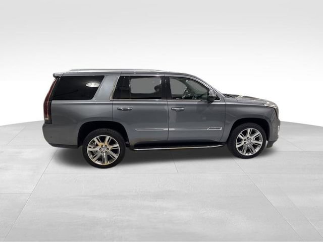 Used 2019 Cadillac Escalade Premium Luxury image 8