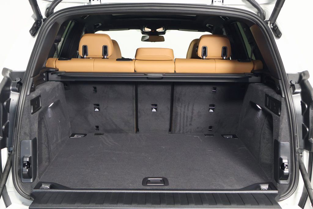 New 2026 BMW X5 xDrive40i w/ M Sport Package image 8