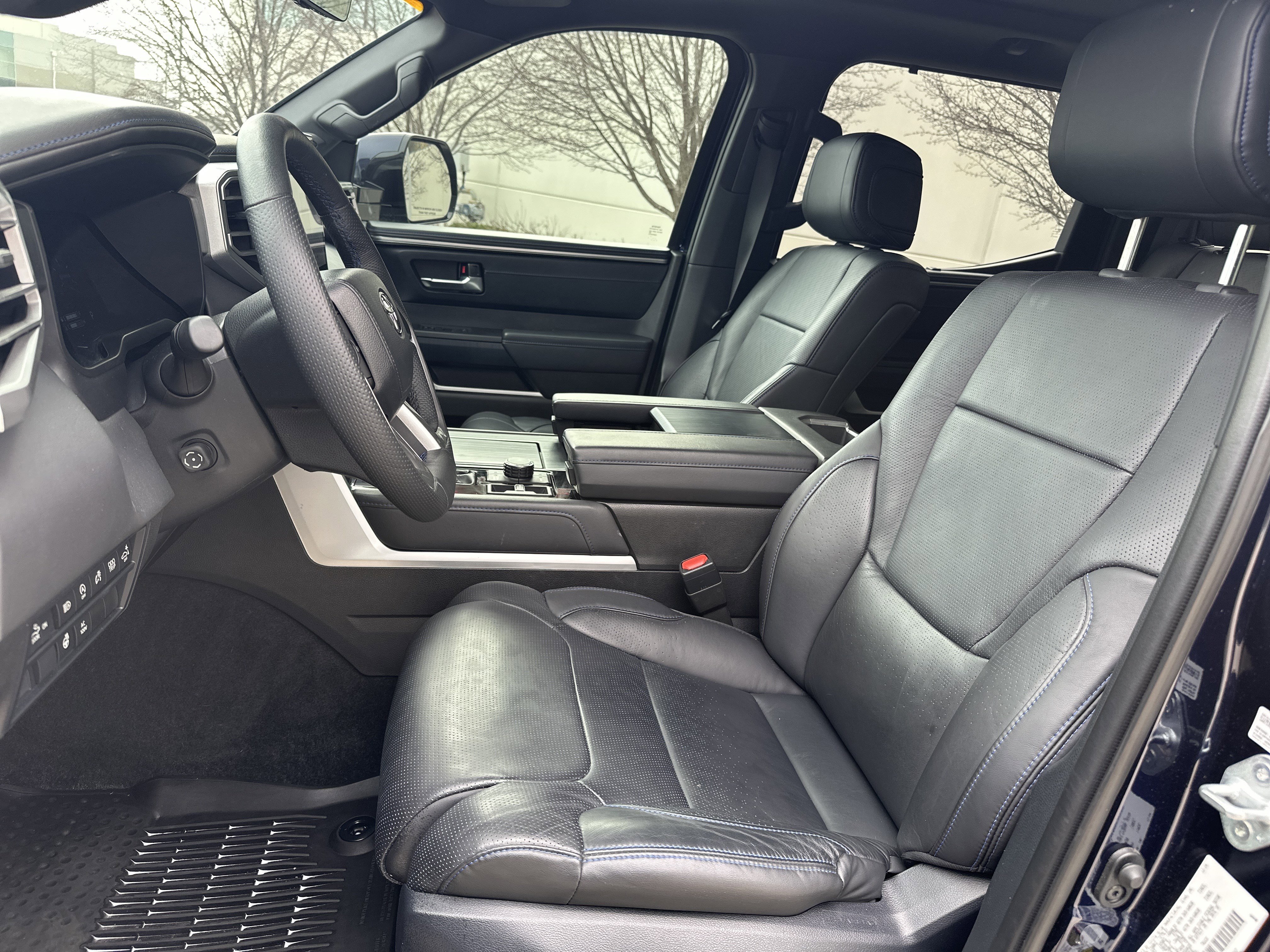 Used 2025 Toyota Tundra Platinum w/ TRD Off-Road Package AWD/4WD image 15