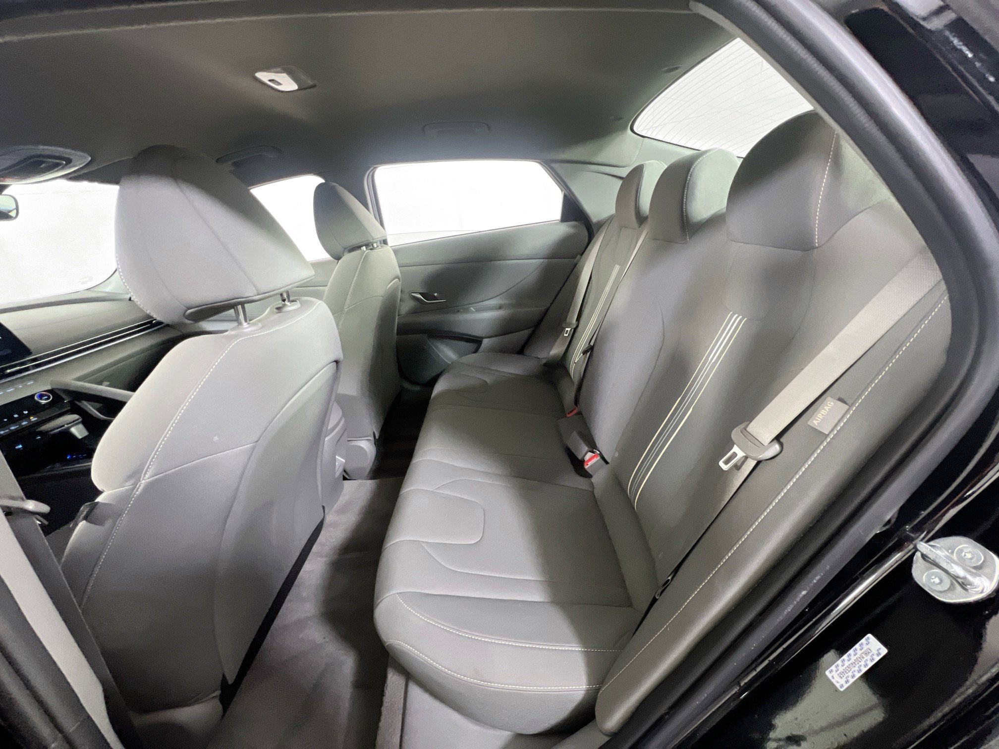 Used 2024 Hyundai Elantra SEL image 23