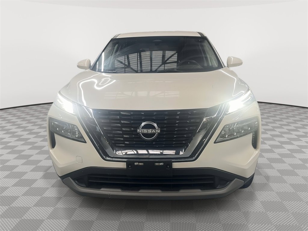 Used 2023 Nissan Rogue SV image 8