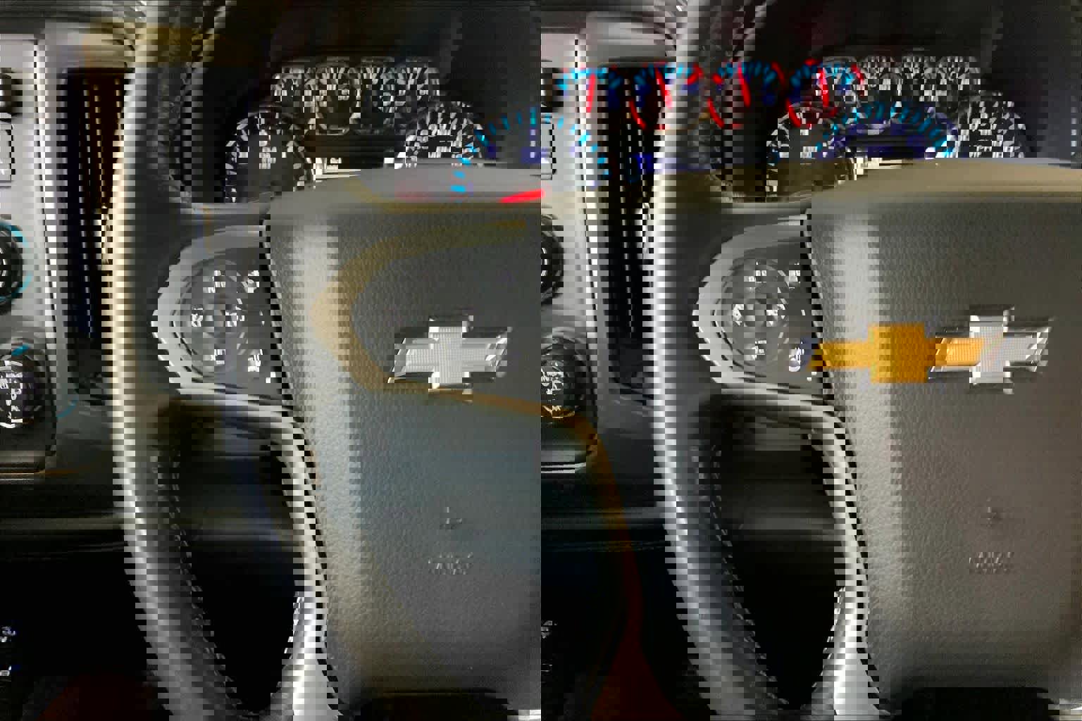 Used 2018 Chevrolet Silverado 1500 High Country image 23